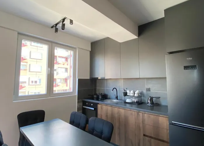 Solution For Your Needs! Lejlighed *